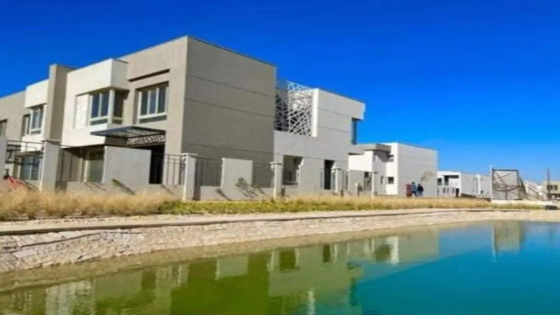 Luxury Apartment with Private Garden and Shared Pool