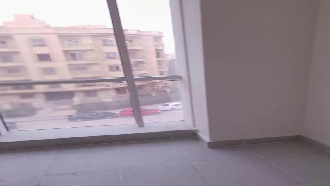 مكتب للإيجار في مركز أوزون الطبي
