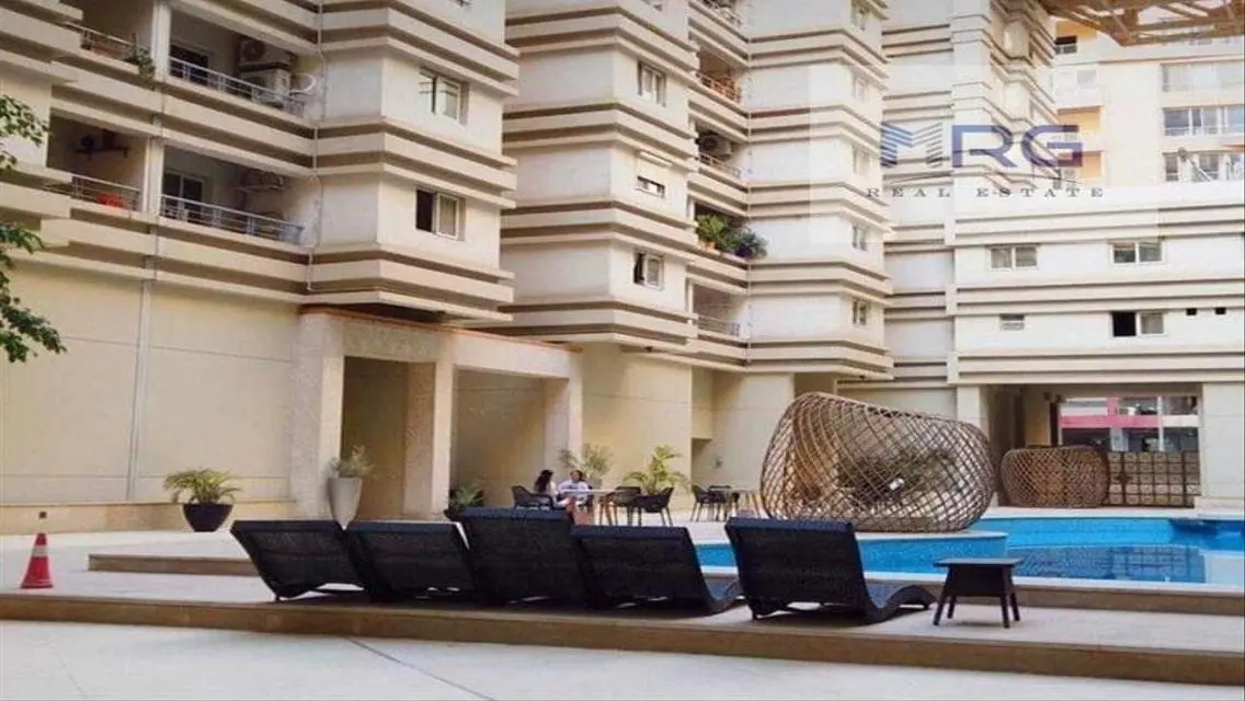 Luxury Apartment in MRG 2007 Complex