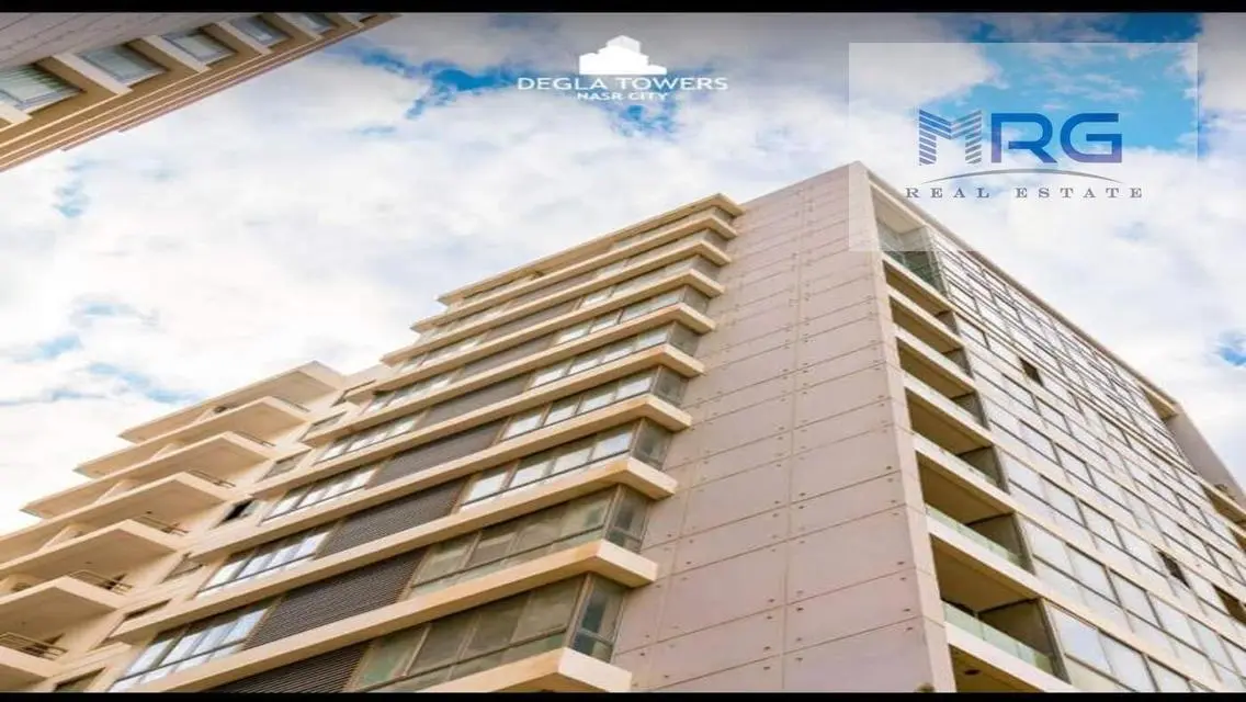 Luxury and Modernity in a Premium Apartment