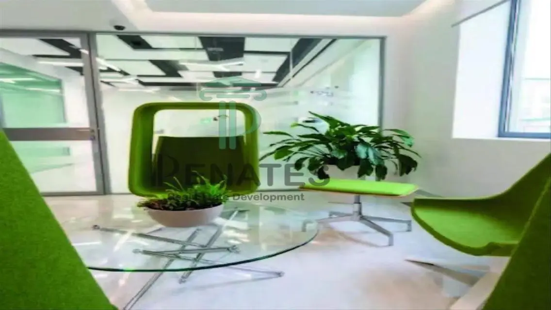 Comprehensive Commercial Space in a Strategic Location