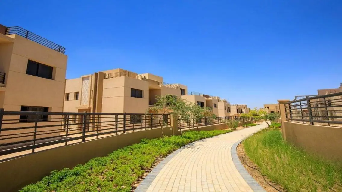 فرصة استثمارية رائعة في عقار فاخر