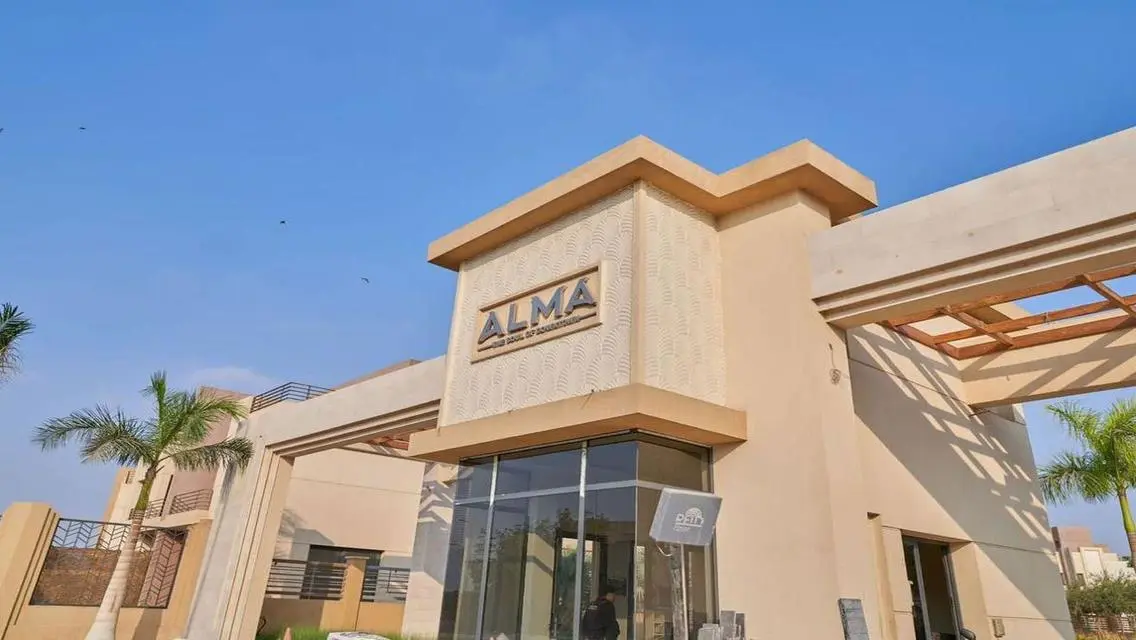 Luxury Apartment for Sale with Spacious Areas in Cairo