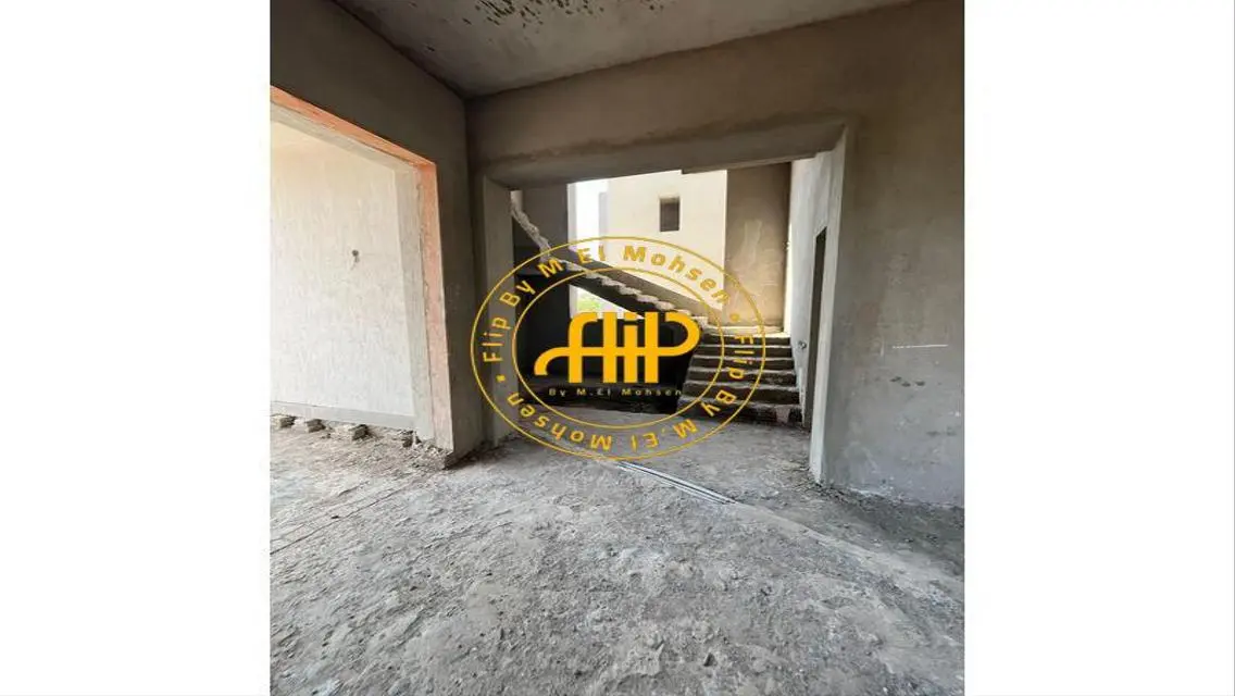 ممتلكات فريدة للبيع في نيو جيزة بمساحة 1400 متر