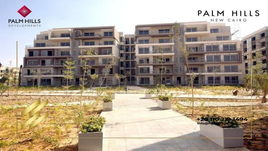 Luxurious Apartment with Spacious Terrace and Private Garden