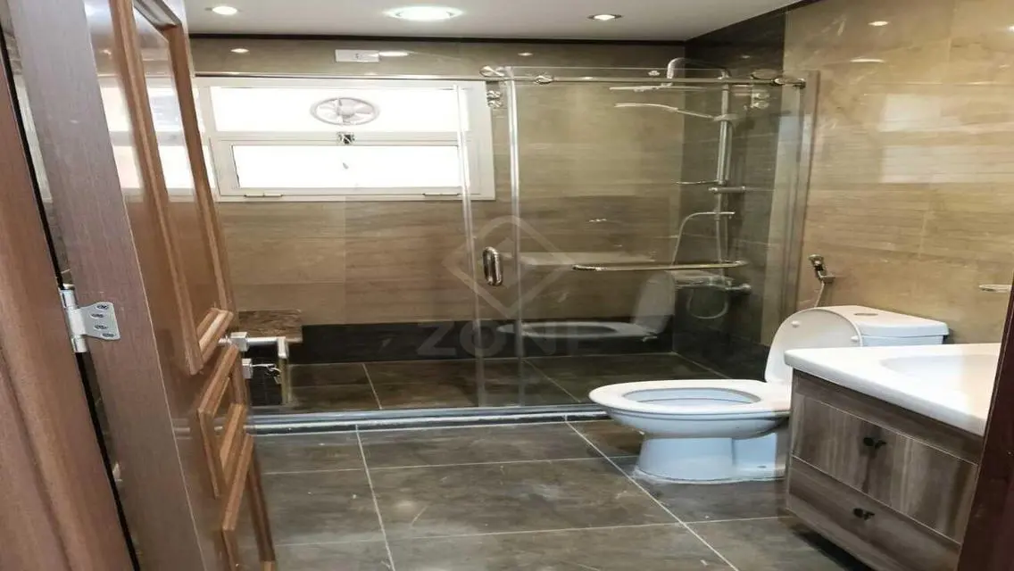 Stunning Apartment for Sale in B6-143