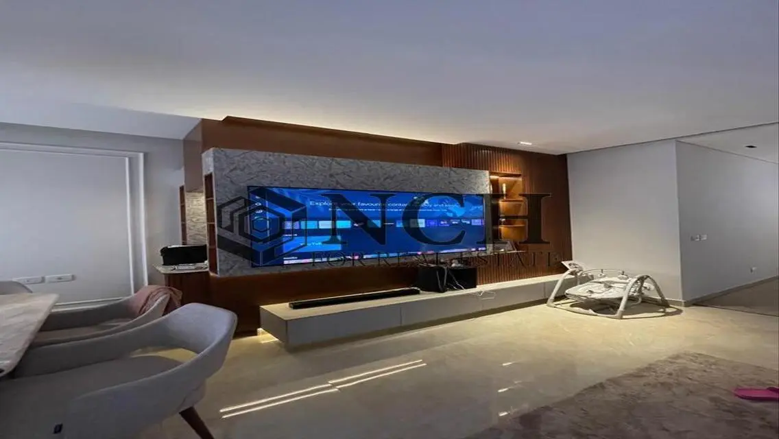 Luxurious Villa for Sale with Spacious Garden