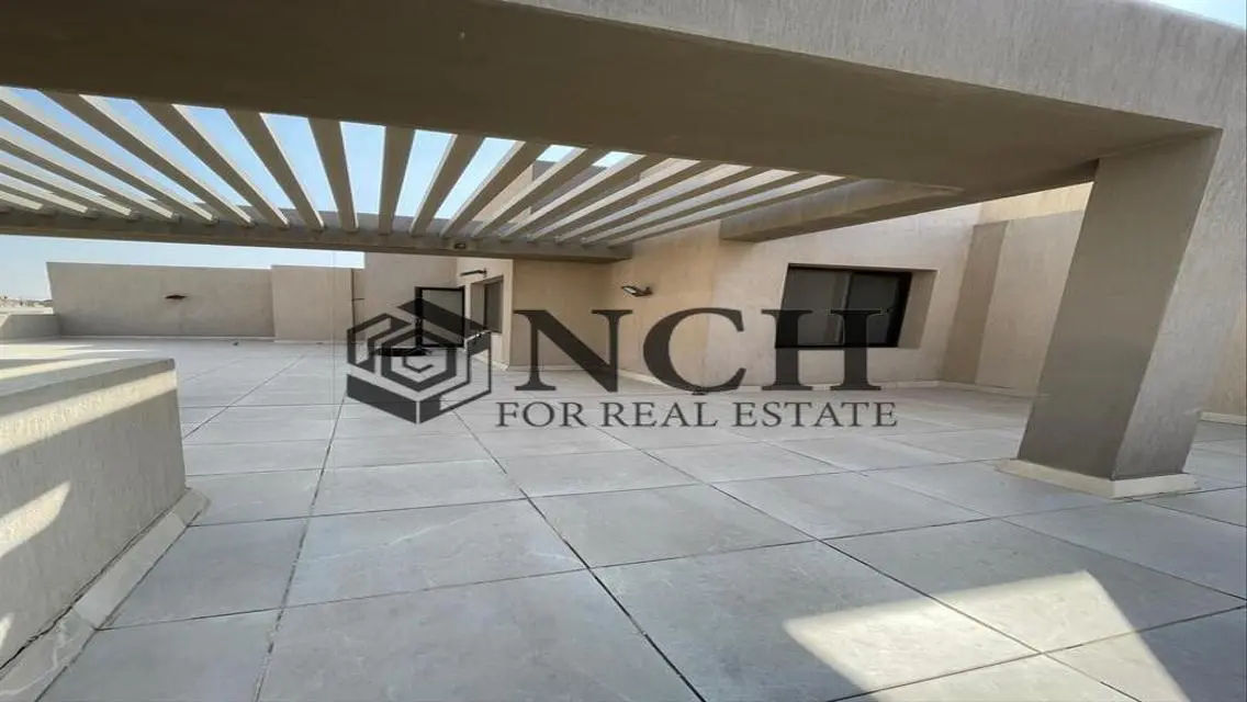 Luxurious Villa for Sale with Spacious Garden