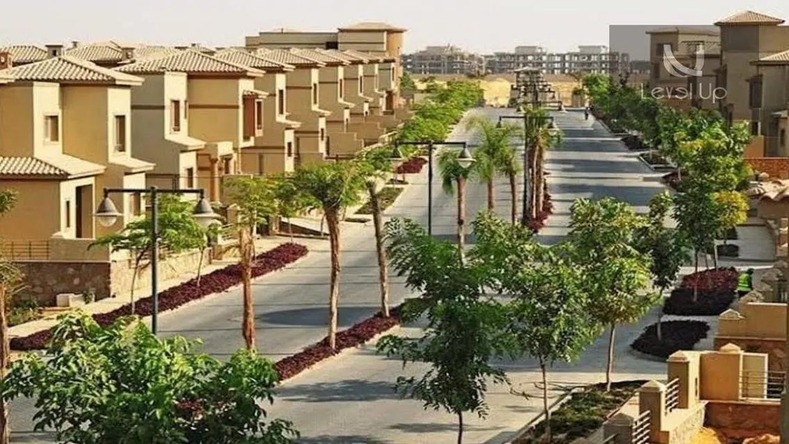فيلا فاخرة بمساحة واسعة في قلب المدينة