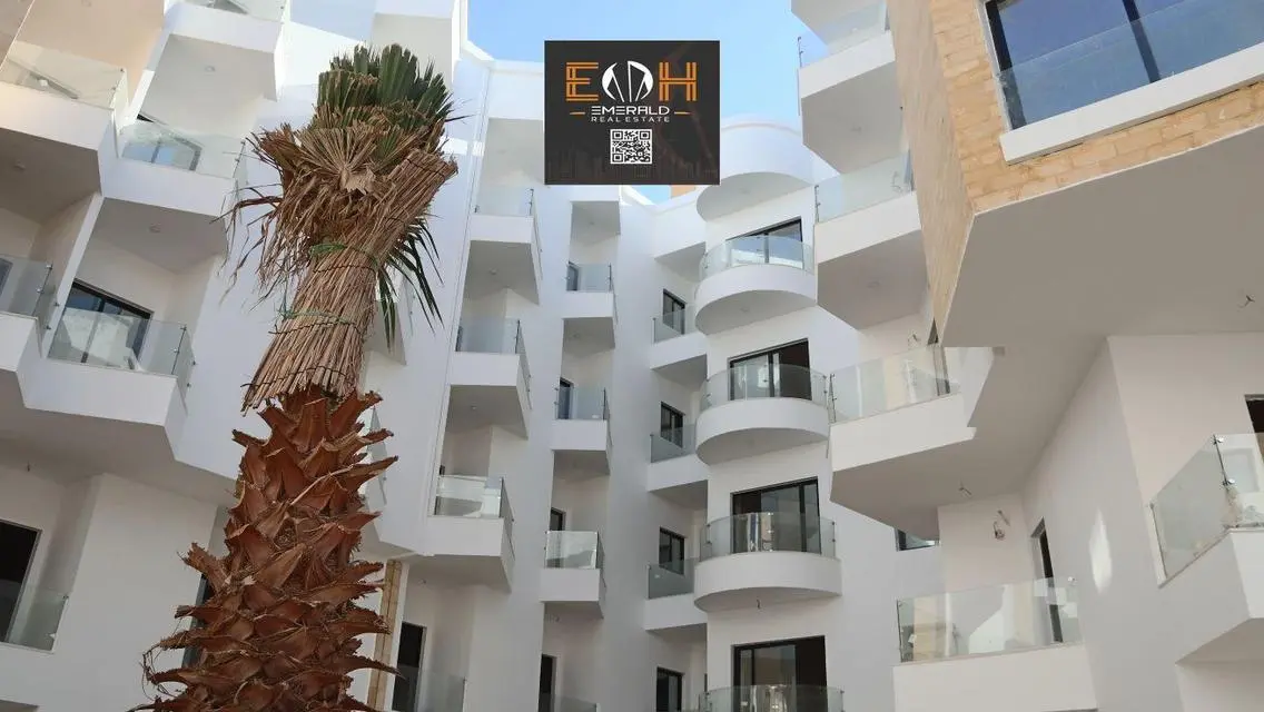 Luxury Apartment for Sale Overlooking Lakes
