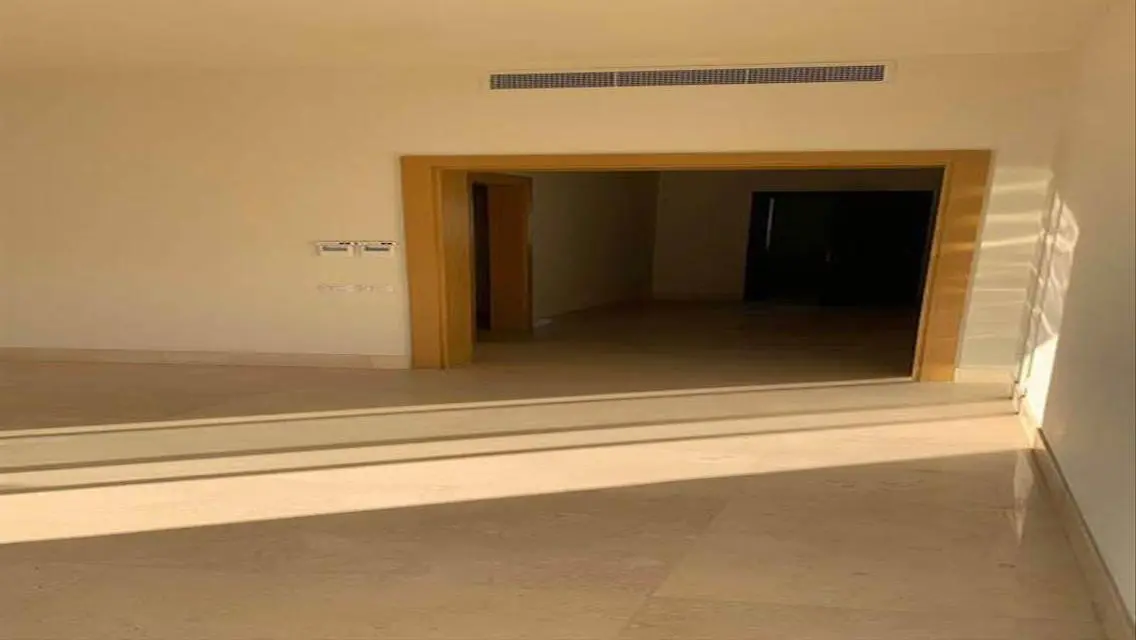 Luxurious Villa for Sale with Private Pool and Garden in Prime Location