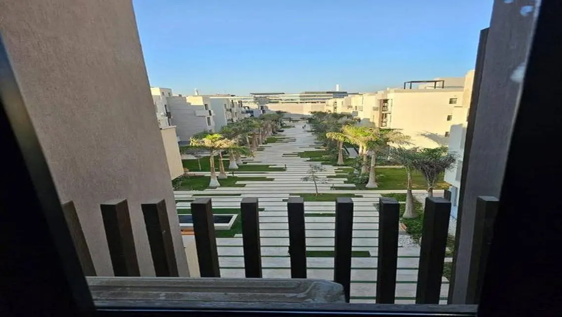 Luxurious Villa for Sale with Private Pool and Garden in Prime Location