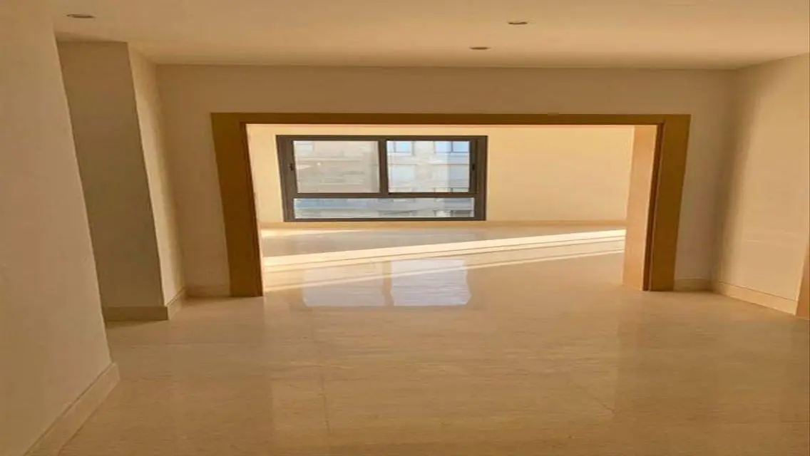 Luxurious Villa for Sale with Private Pool and Garden in Prime Location