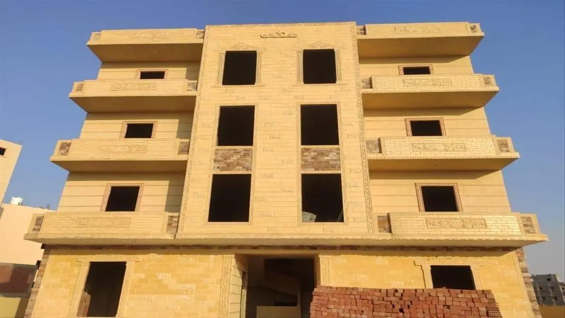 شقة فاخرة للبيع بمساحة 335 متر مربع