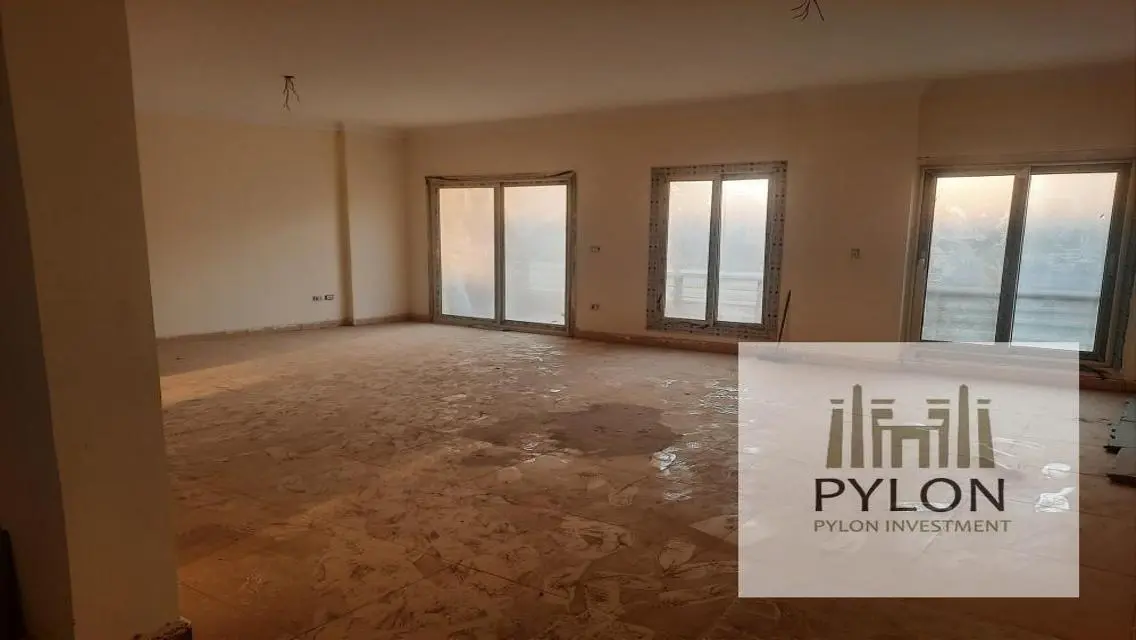 Spacious 240 sqm Apartment for Sale at 14000 EGP - Great Opportunity