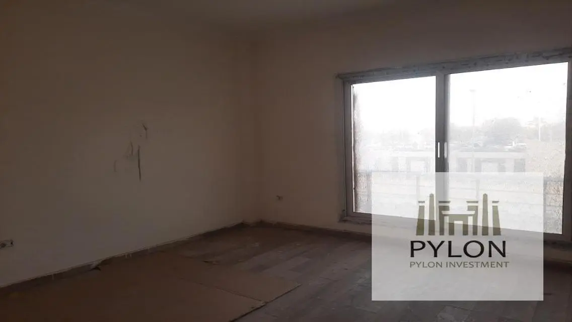 Spacious 240 sqm Apartment for Sale at 14000 EGP - Great Opportunity