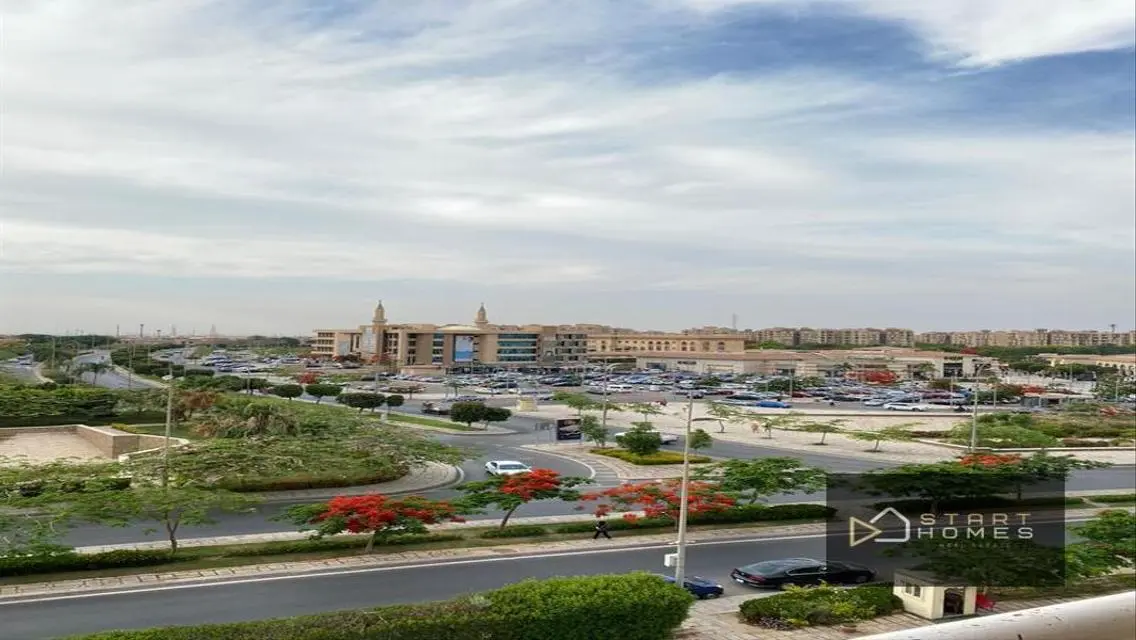 B6 Apartment - Two Bedrooms with Great Amenities