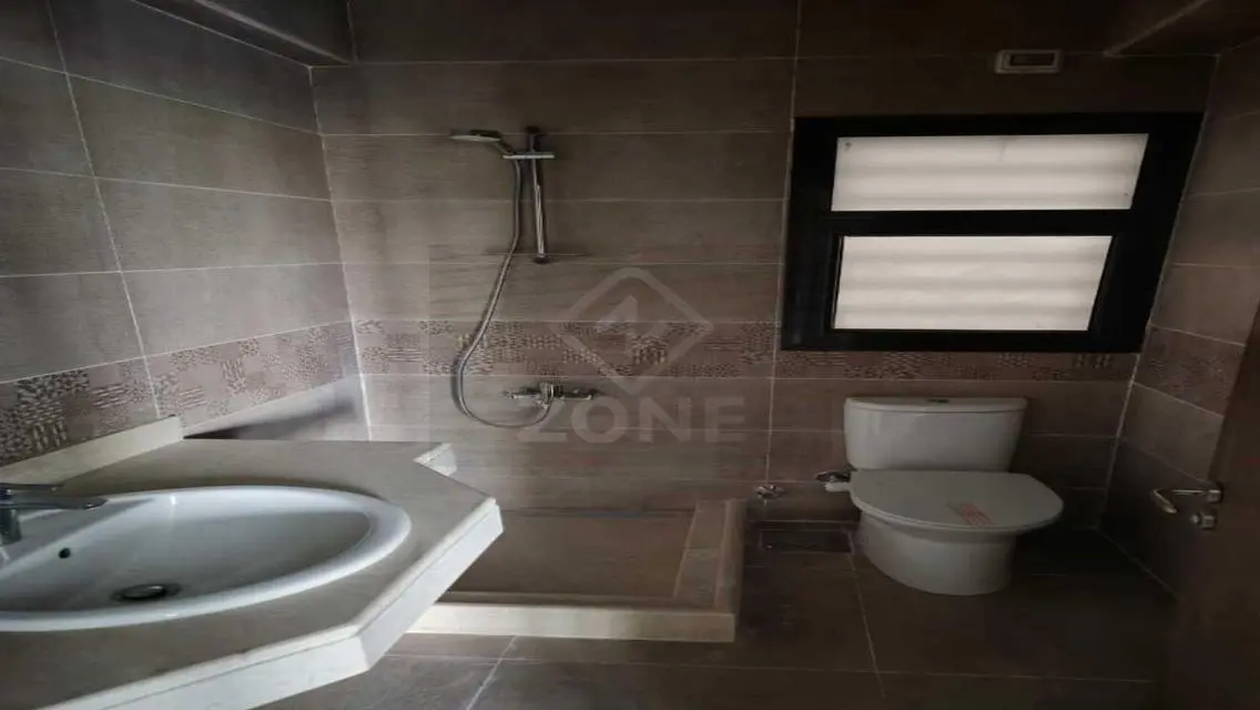 Premium Office for Rent in Madinaty - Zone 82