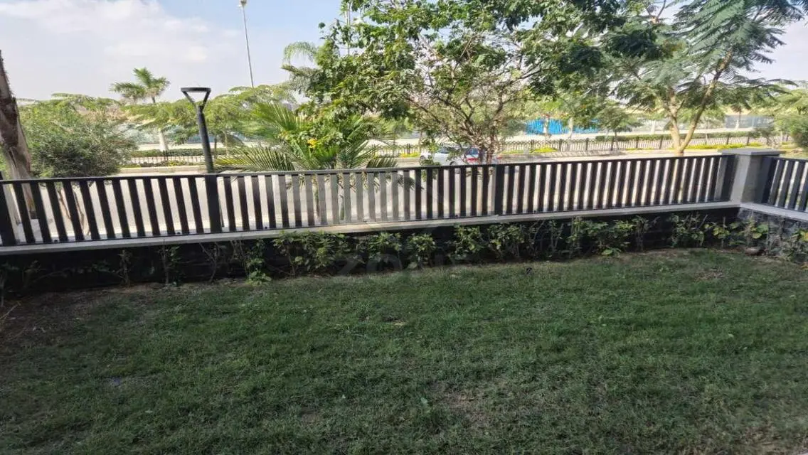 Premium Office for Rent in Madinaty - Zone 82