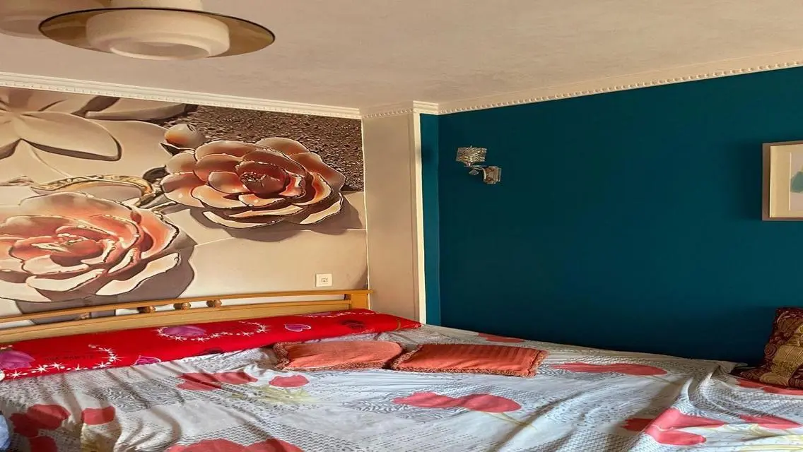 Luxury Apartment with Spacious Layout, Balcony, and Security