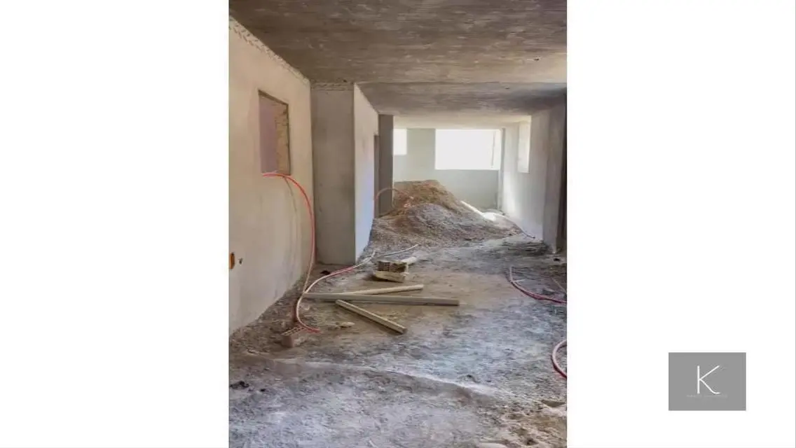 شقة فاخرة بمساحة متميزة وإطلالة رائعة