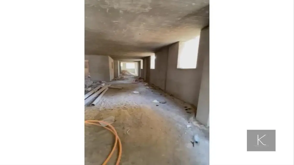 شقة فاخرة بمساحة متميزة وإطلالة رائعة
