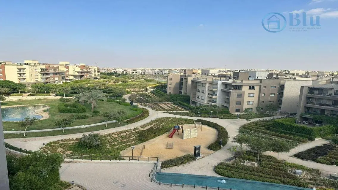 منزل فخم بإطلالة رائعة على البحيرات