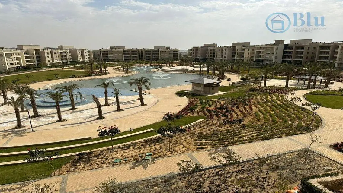 منزل فخم بإطلالة رائعة على البحيرات