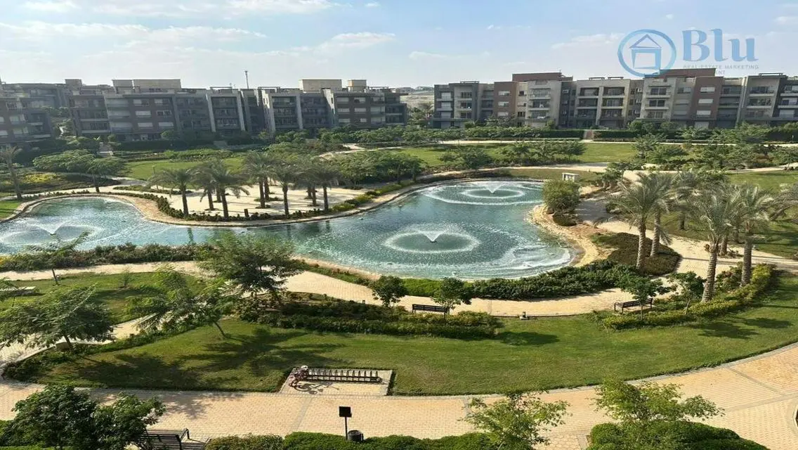 منزل فخم بإطلالة رائعة على البحيرات