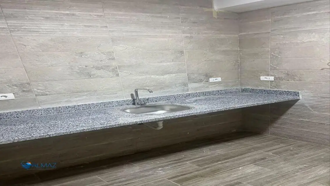 Stunning Apartment with Balcony and Security Guard