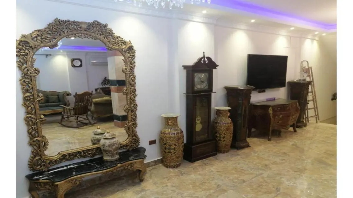 شقة متميزة في الياسمين - 250 متر