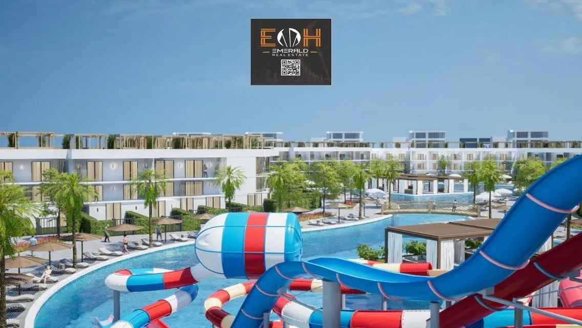 Luxurious Apartment with Stunning View and Many Amenities