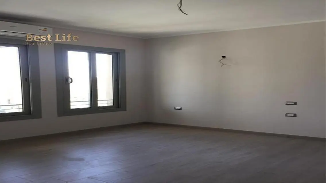 Luxury Apartment for Rent in Village Gate - New Cairo