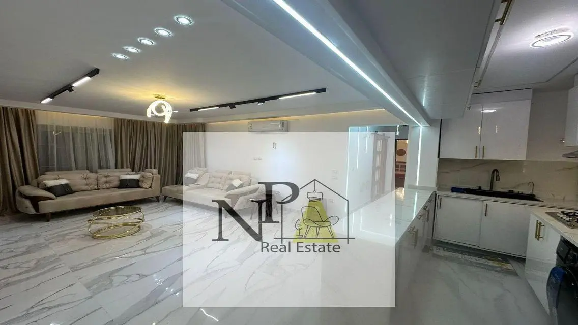 Stunning Mountain View Apartment in i-City