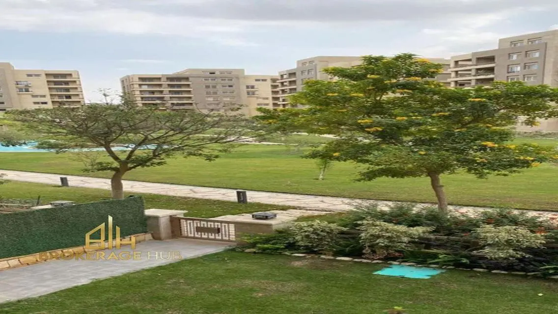 Stunning Apartment for Rent - Lake View