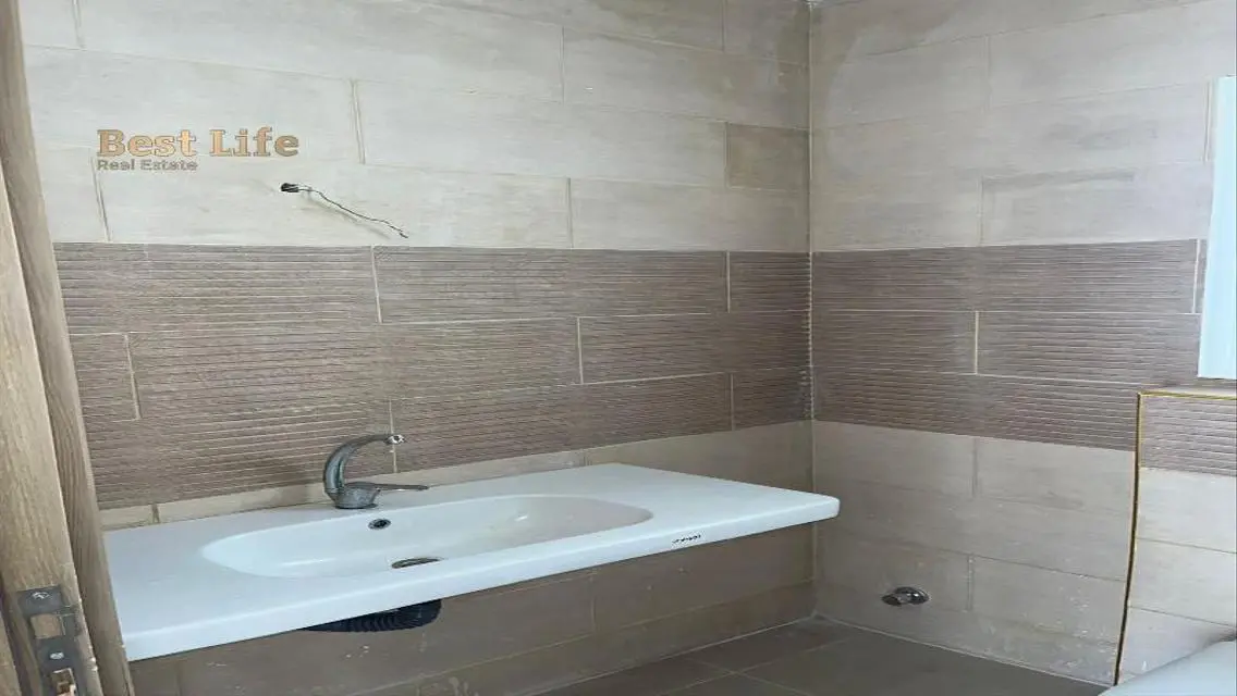 Luxury Villas for Rent Near Lagoon Beach