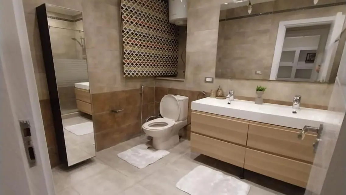 Luxury Villa with Private Garden and Pool in Attractive Area