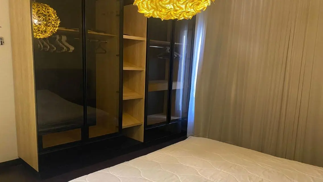 شقة فاخرة بمساحة متميزة مع حديقة ومسبح خاص