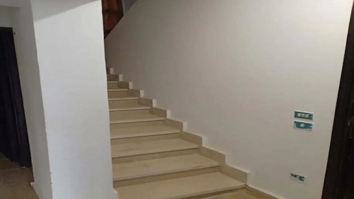Luxury Apartment for Rent with Lake View