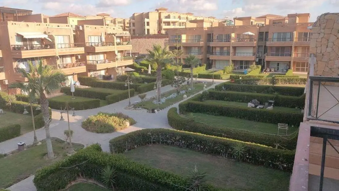 Luxury Apartment for Rent with Lake View