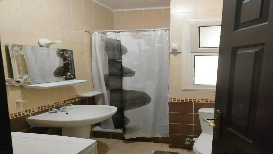 Luxury Apartment for Rent with Lake View