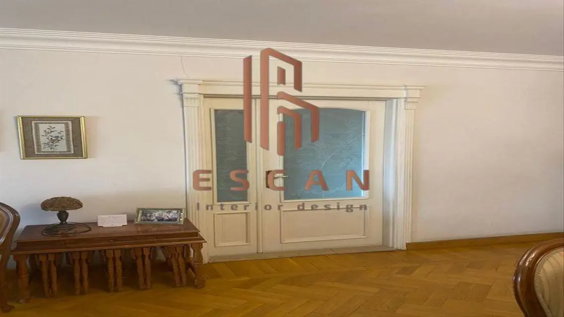 Luxury Apartment with Spacious Layout in Prime Location