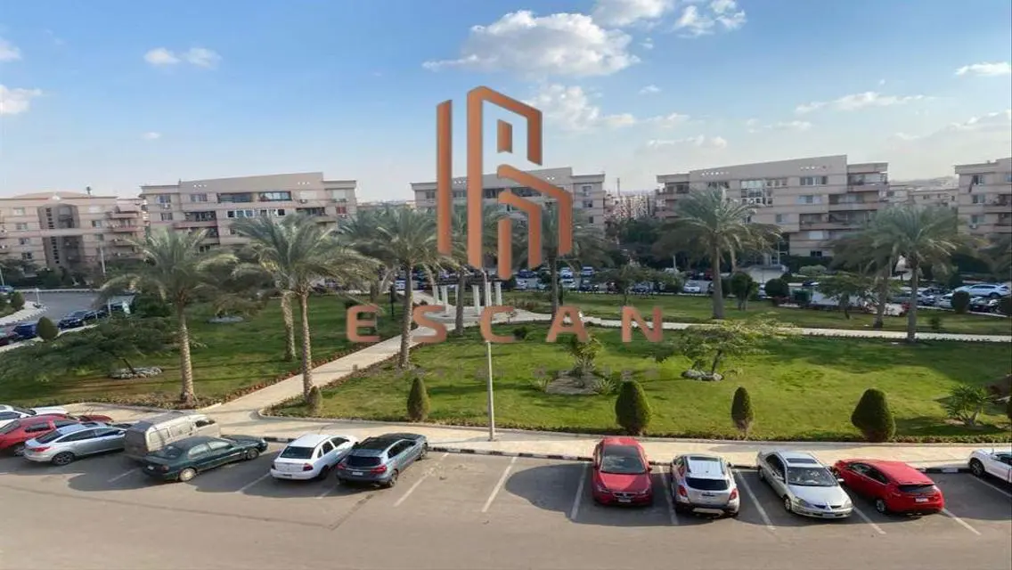 Luxury Apartment with Spacious Layout in Prime Location