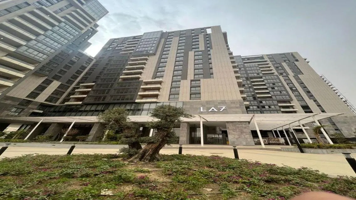 Luxury Apartment for Sale with Stunning Views