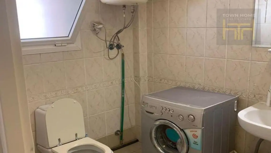 Luxury Apartment with Spacious Layout in a Prime Location