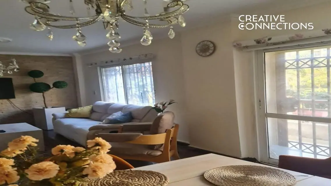 Luxury Apartment with Spacious Area in Prime Location