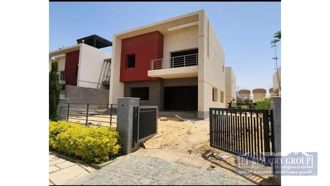 Luxury Apartment with Balcony and Security Guard in Prime Location