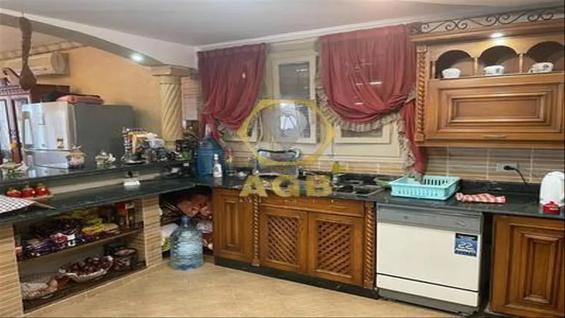 Luxury Villa for Sale with Spacious Design