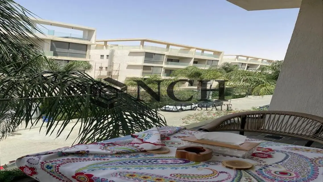 Luxury Villa for Sale with Varied Amenities