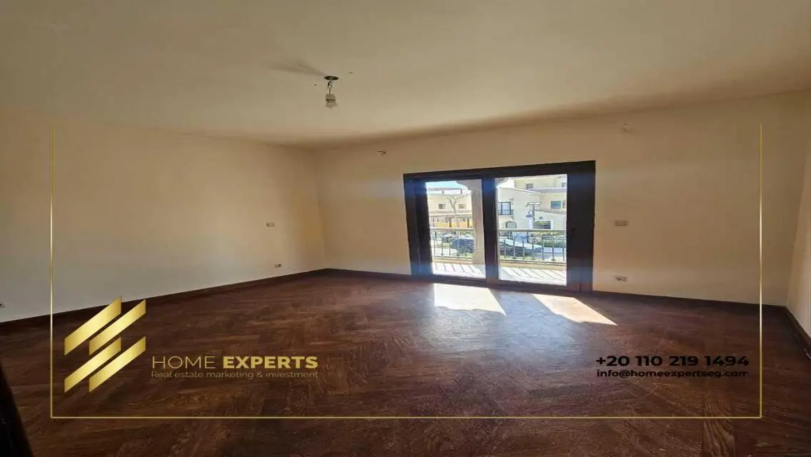 Stunning Home with Private Garden and Shared Pool